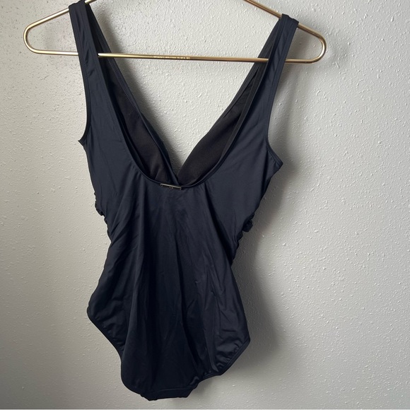 Lauren Ralph Lauren Black Beach Club Twist-Front One Piece Swimsuit Size 8 - Picture 4 of 7